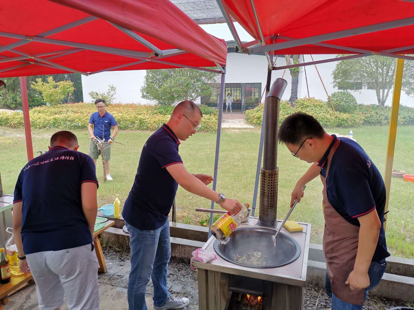 1598632926678793.jpg 1598632926678793.jpg