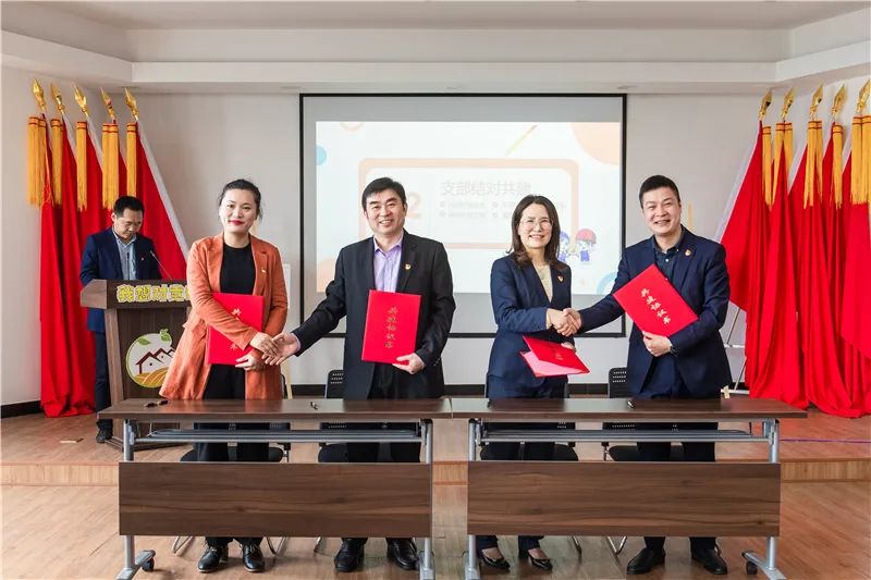 1619398437948376.jpg 640.jpg